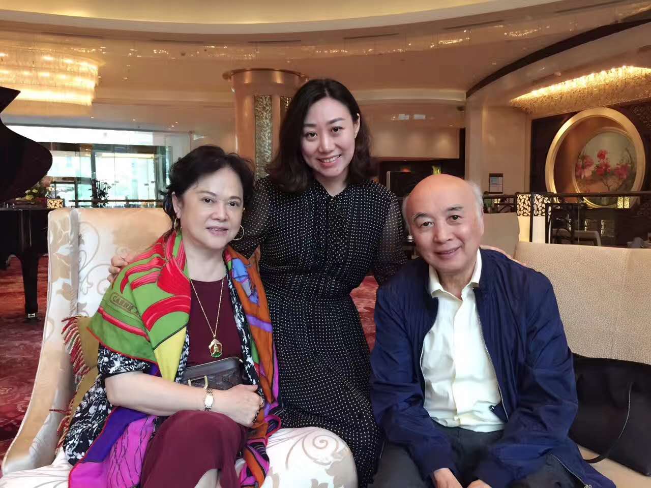 展开梦想双翼——朱虹